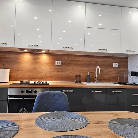 Boutique Apartment *